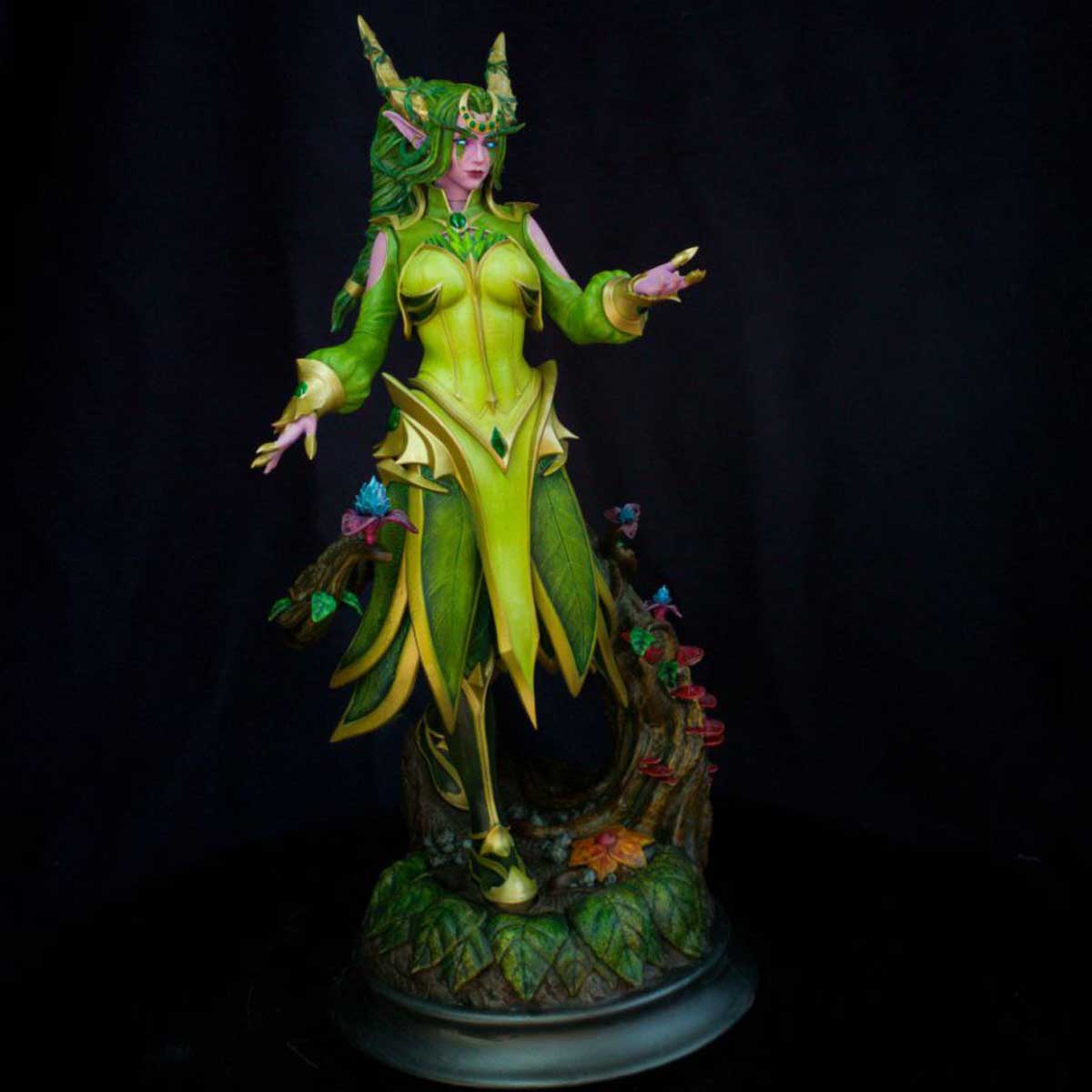 Figura-de-Ysera-del-Sueño-Esmeralda-en-forma-élfica-1