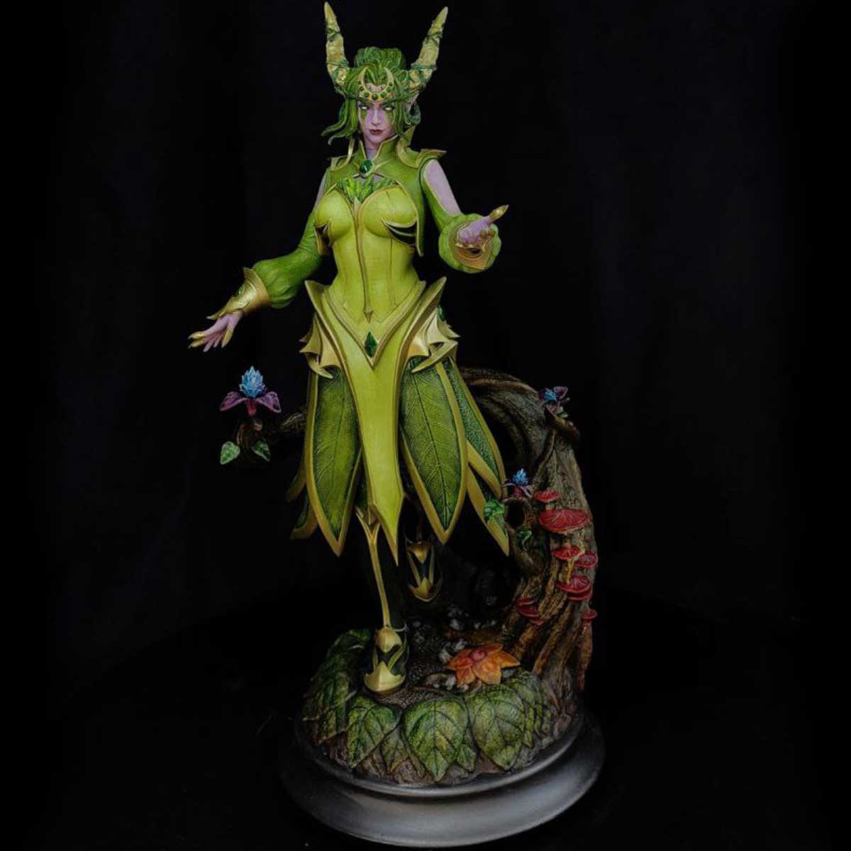 Figura-de-Ysera-del-Sueño-Esmeralda-en-forma-élfica-7