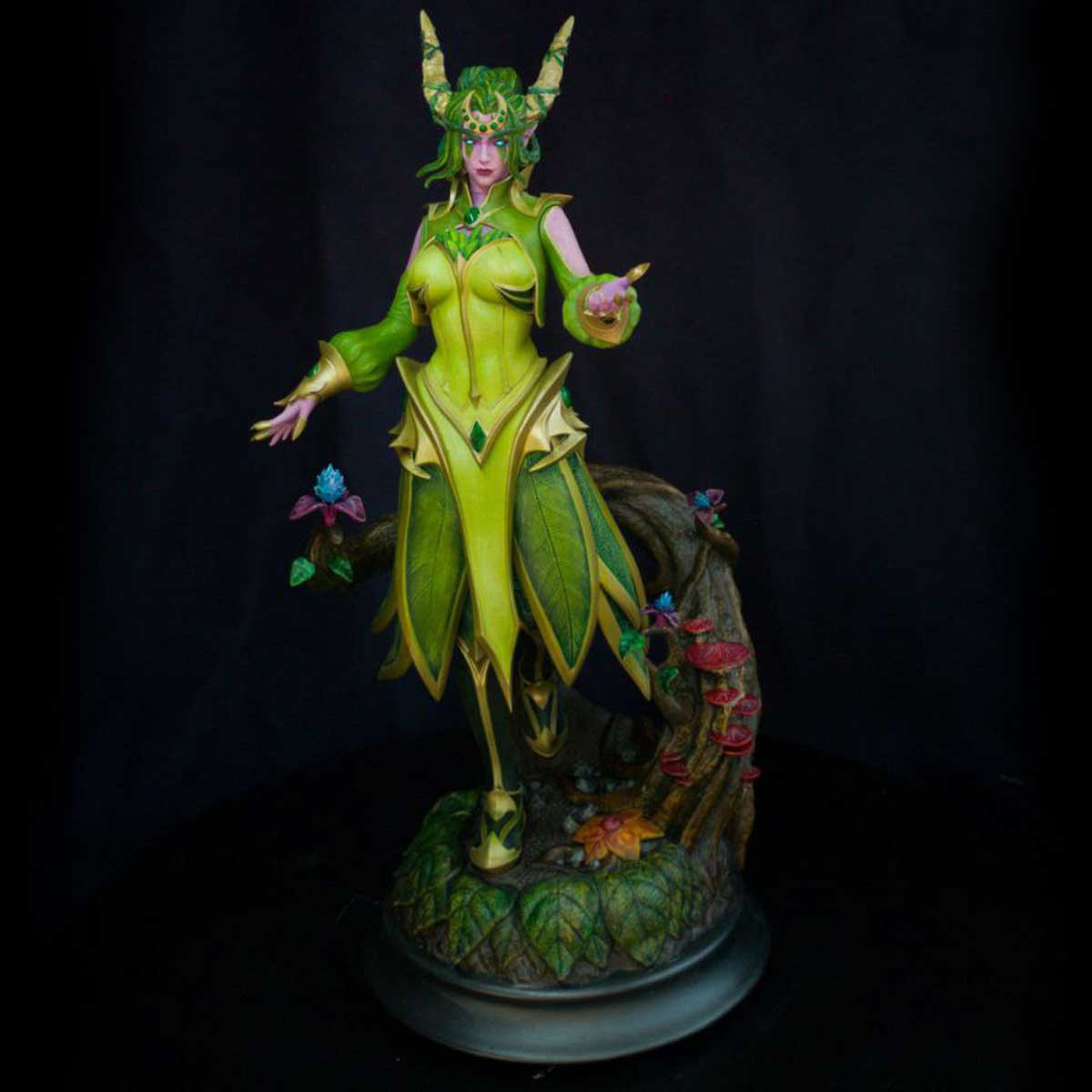 Figura-de-Ysera-del-Sueño-Esmeralda-en-forma-élfica-8